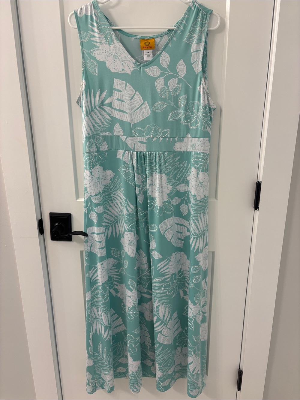 Ruby Rd. Mint Green Sleeveless Dress with White Leaf Pattern